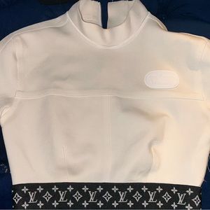 Louis Vuitton women’s crop top size 34